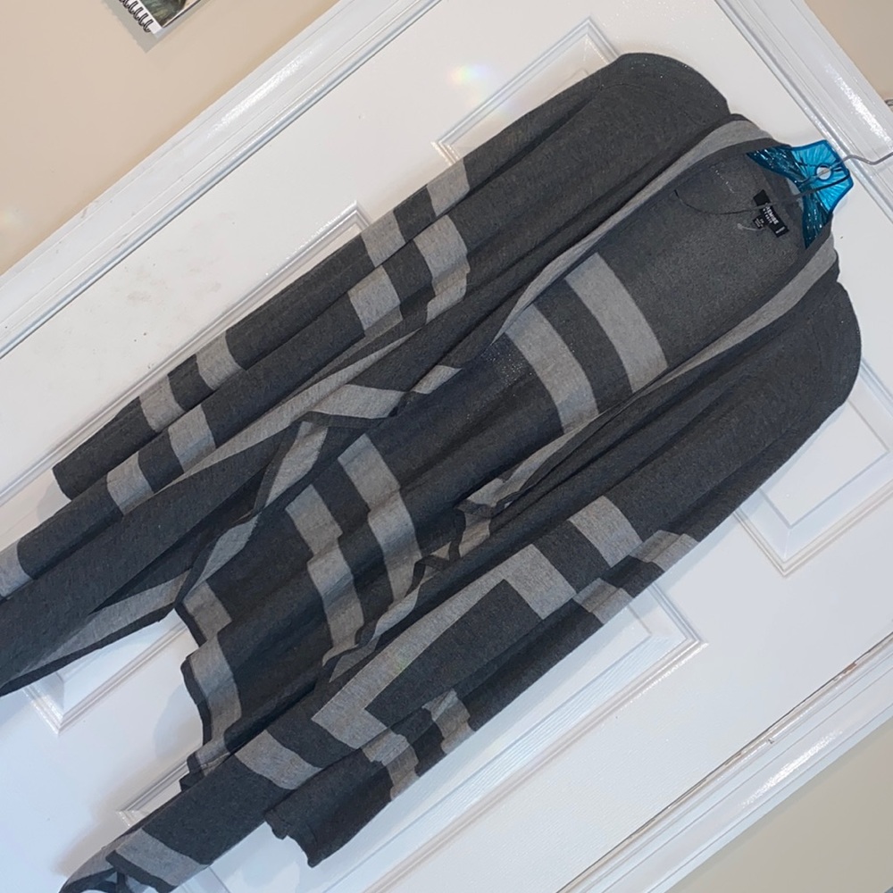 Premise Long Sleeve light weight Open Cardigan - Grey - XXL NWOT